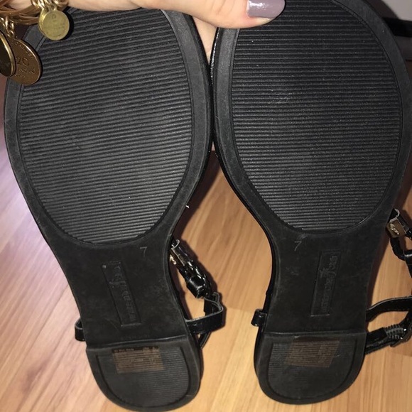 Sandals - Picture 3 of 3